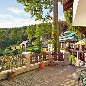 Hotel V Nebi